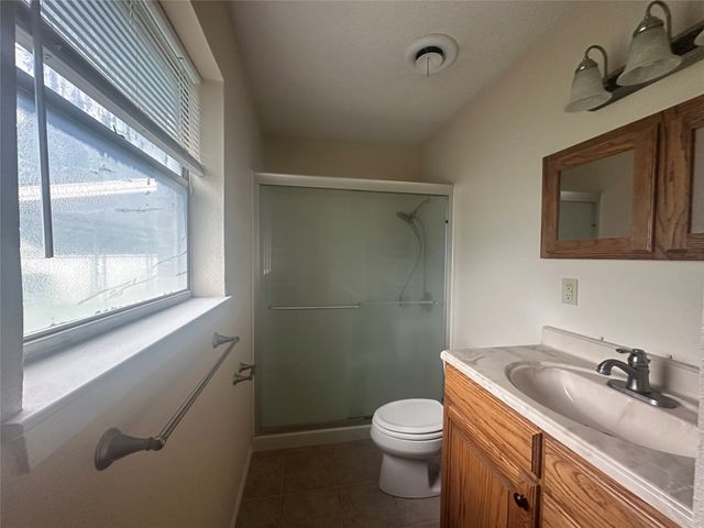1916 11th Street, Mineral Wells, TX 76067
