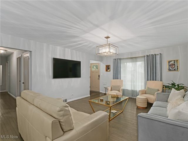 5265 Bellview Street, Maple Heights, OH 44137