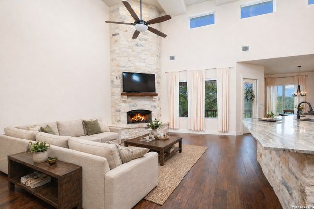 625 HAVEN POINT LOOP, New Braunfels, TX 78132