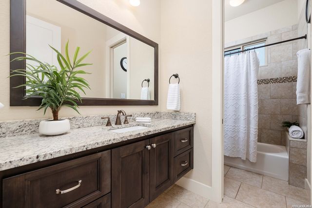 625 HAVEN POINT LOOP, New Braunfels, TX 78132