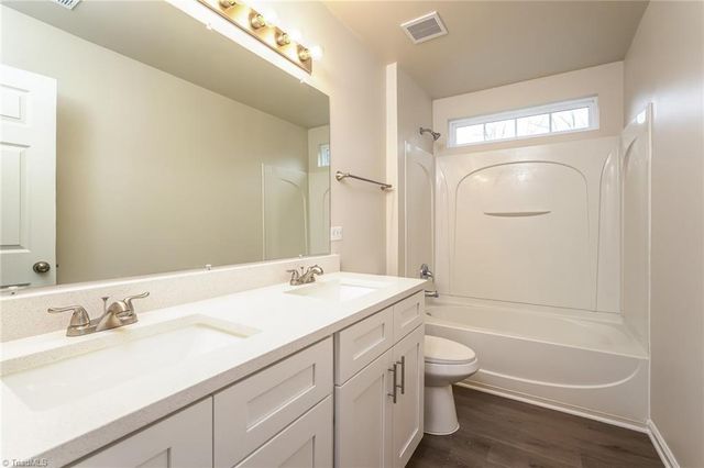 3717 Whitworth Drive, Greensboro, NC 27405