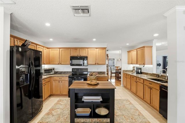 825 BELHAVEN DRIVE, Orlando, FL 32828