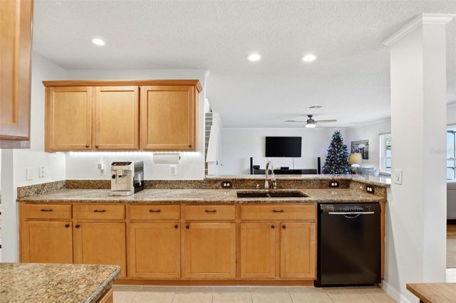 825 BELHAVEN DRIVE, Orlando, FL 32828