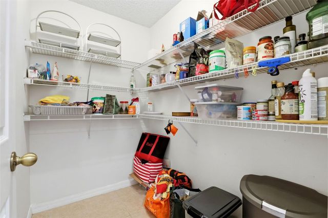 825 BELHAVEN DRIVE, Orlando, FL 32828