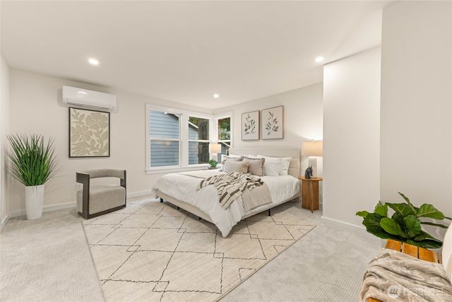 13125 NE 128TH Place, Kirkland, WA 98034