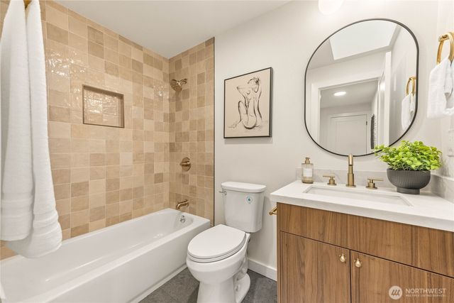 13125 NE 128TH Place, Kirkland, WA 98034