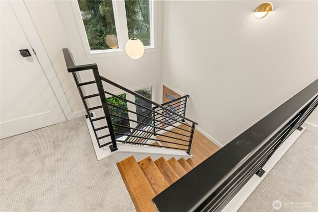 13125 NE 128TH Place, Kirkland, WA 98034