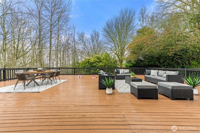 13125 NE 128TH Place, Kirkland, WA 98034