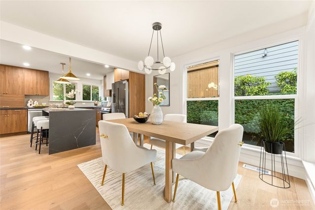 13125 NE 128TH Place, Kirkland, WA 98034