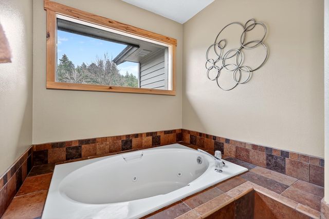 4410 S Coleman Ln, Spokane, WA 99223