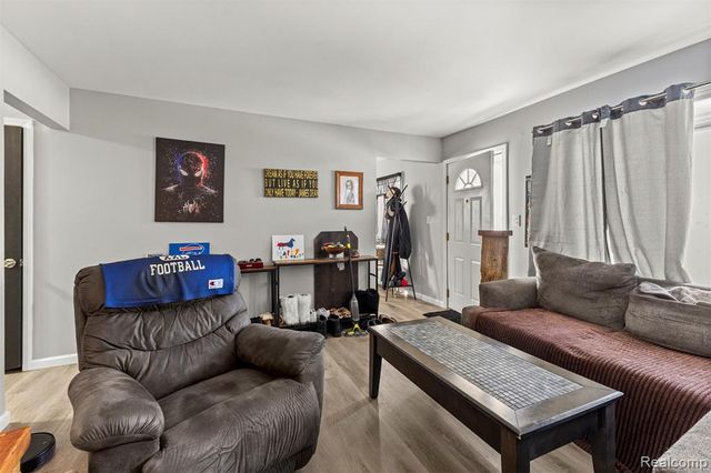 8953 William Street, Taylor, MI 48180