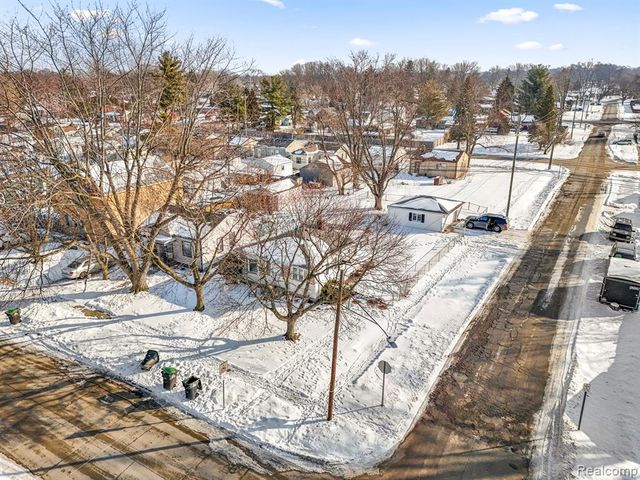 8953 William Street, Taylor, MI 48180