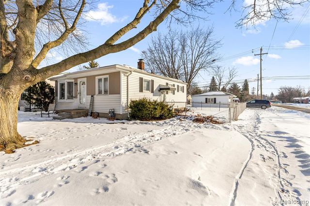 8953 William Street, Taylor, MI 48180