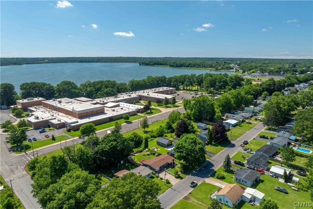 22 Denesha Place, Fulton, NY 13069