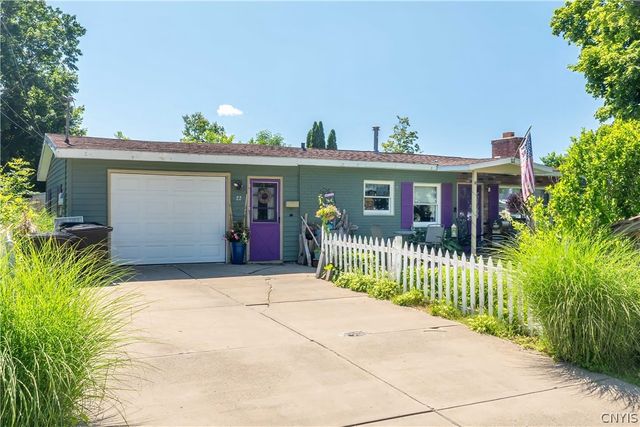 22 Denesha Place, Fulton, NY 13069
