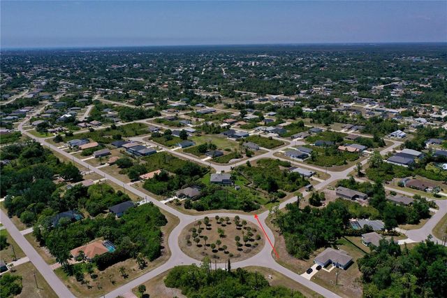 125 AUSTRALIAN DRIVE, Rotonda West, FL 33947