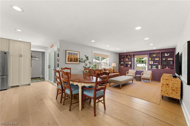 19125 E Shoreland Avenue, Rocky River, OH 44116
