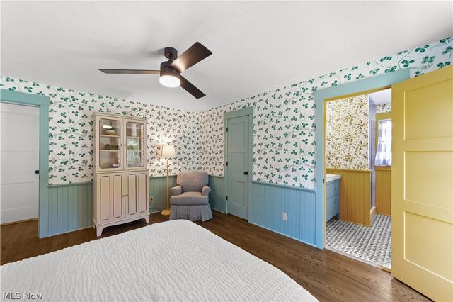 19125 E Shoreland Avenue, Rocky River, OH 44116