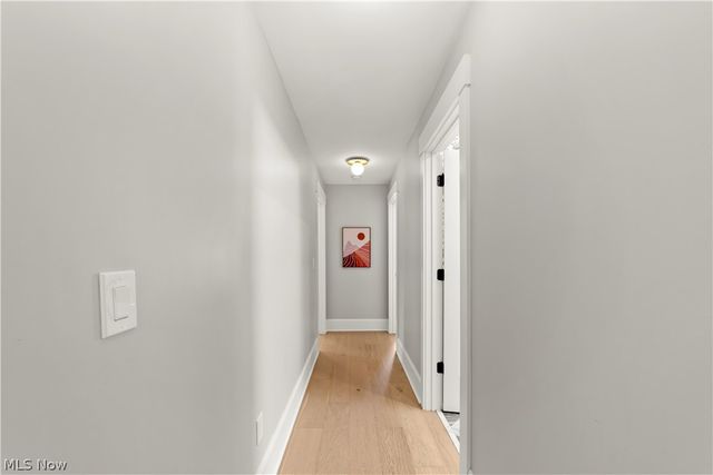 19125 E Shoreland Avenue, Rocky River, OH 44116