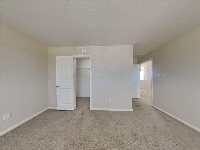 692 Totem Trail Drive, La Marque, TX 77568