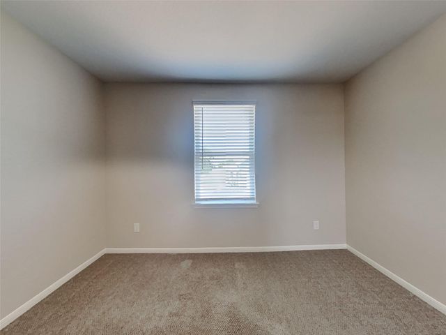 692 Totem Trail Drive, La Marque, TX 77568