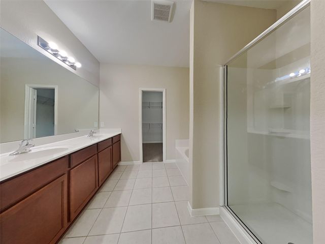 692 Totem Trail Drive, La Marque, TX 77568