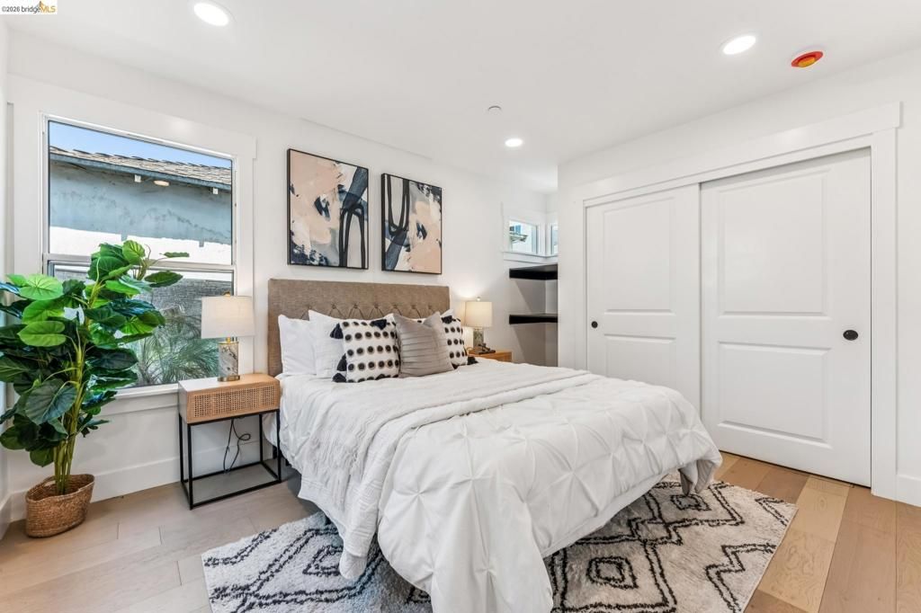 Image 12 of property listing at 846 Adams St, Albany, CA 94706