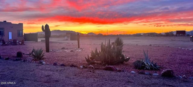 46109 W J-1 RANCH Road, Wickenburg, AZ 85390