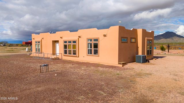 46109 W J-1 RANCH Road, Wickenburg, AZ 85390
