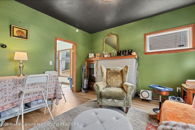 529 Cherry Street, Lansing, MI 48933