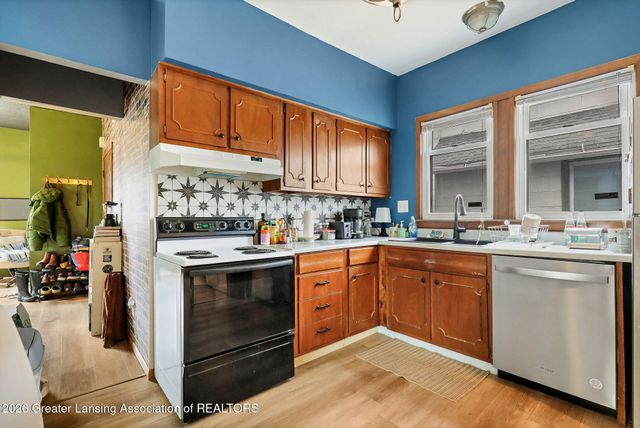 529 Cherry Street, Lansing, MI 48933