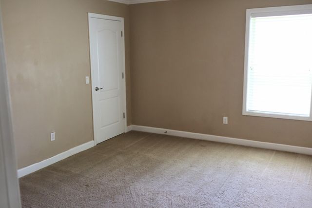 174 Hawthorne Dr., Hattiesburg, MS 39402