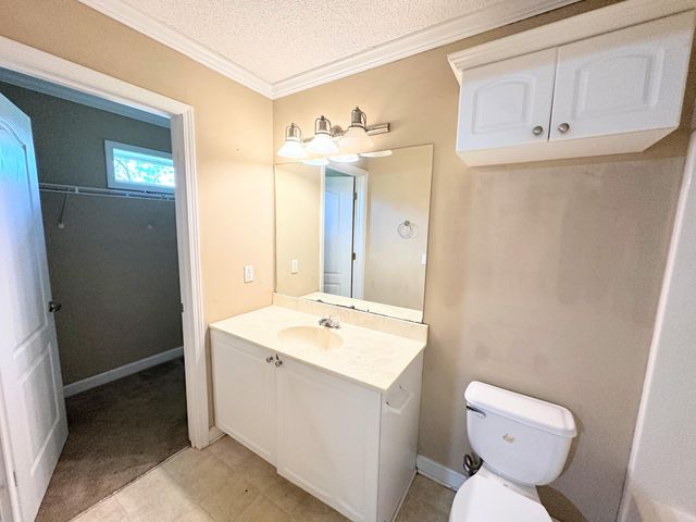 174 Hawthorne Dr., Hattiesburg, MS 39402