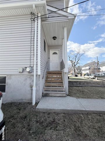 137 Reade Street, Englewood, NJ 07631