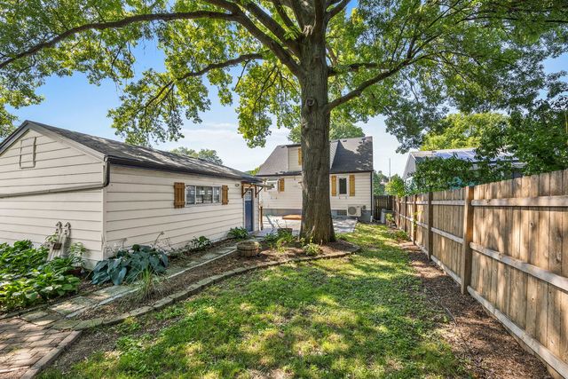 337 Sheldon Avenue, Downers Grove, IL 60515