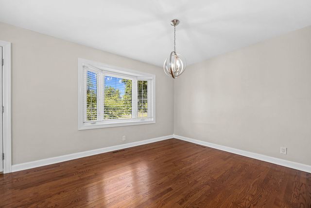 337 Sheldon Avenue, Downers Grove, IL 60515