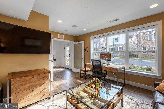 3262 ROYAL FERN PL, Rockville, MD 20852