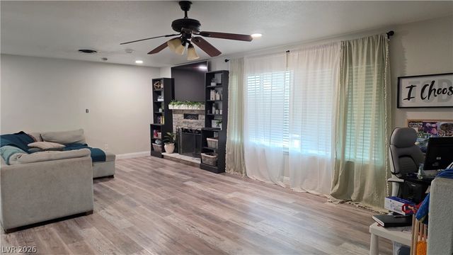 6437 East Bonanza Road, Las Vegas, NV 89110