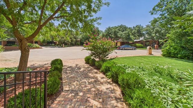 4604 5th Street, Lubbock, TX 79416