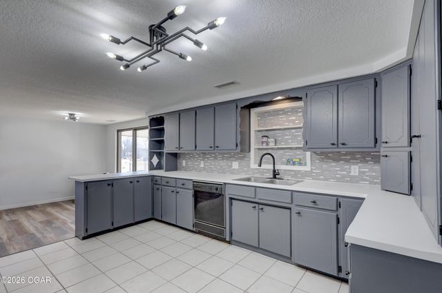 425 N Idaho Avenue, Columbus, KS 66725