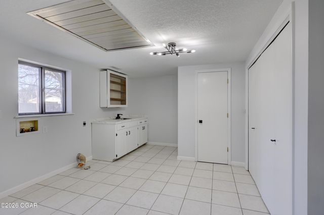 425 N Idaho Avenue, Columbus, KS 66725