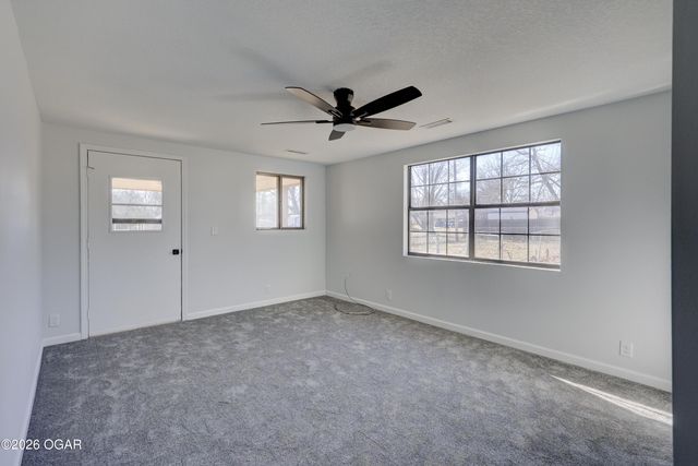 425 N Idaho Avenue, Columbus, KS 66725