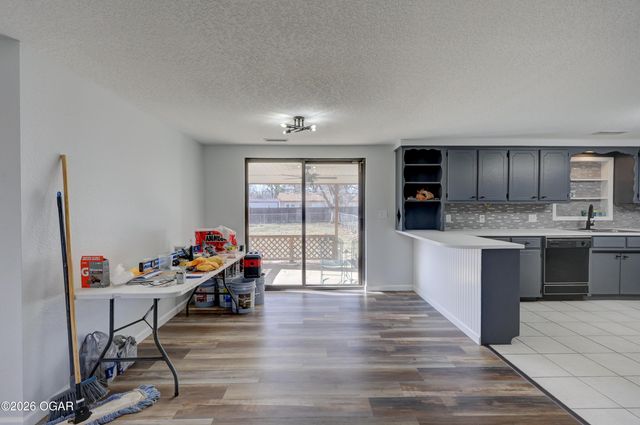 425 N Idaho Avenue, Columbus, KS 66725