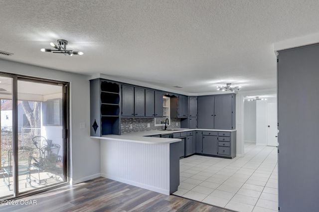 425 N Idaho Avenue, Columbus, KS 66725