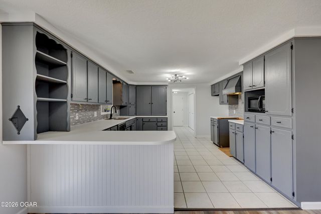 425 N Idaho Avenue, Columbus, KS 66725