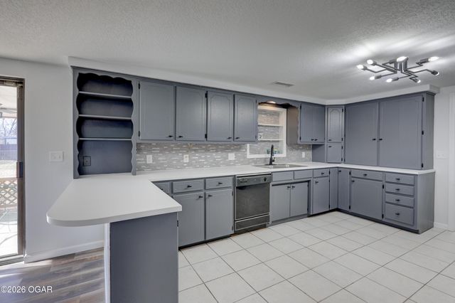 425 N Idaho Avenue, Columbus, KS 66725