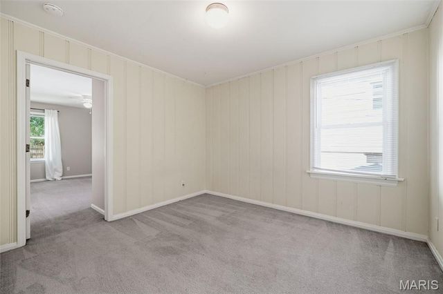 136 E Glendale Road, St Louis, MO 63119