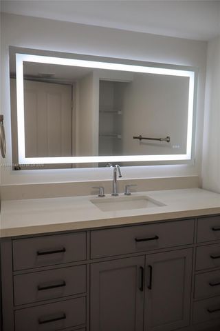 2351 Douglas Road 1204, Miami, FL 33145