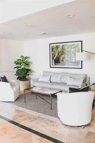 2351 Douglas Road 1204, Miami, FL 33145