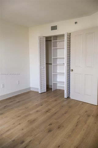 2351 Douglas Road 1204, Miami, FL 33145